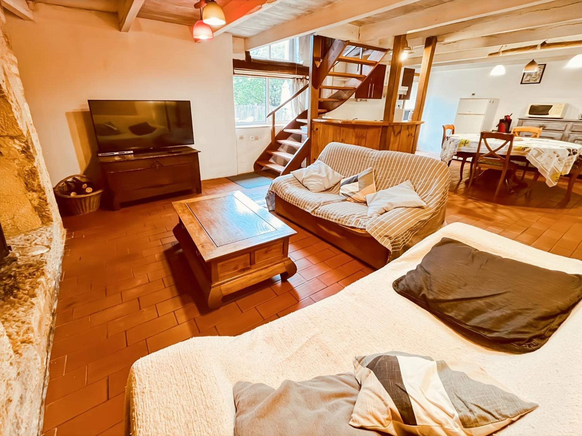 Maison Chaleureuse Au Coeur De La Nature Lascaux Dordogne 4 Pers Holiday home *