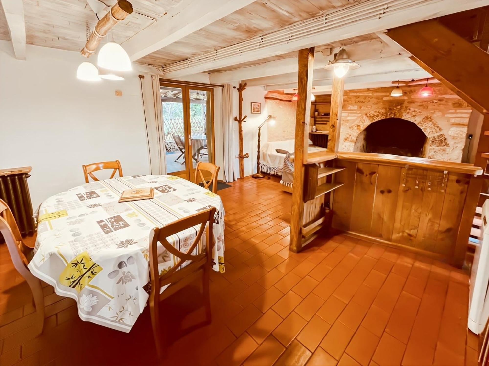 Holiday home Maison Chaleureuse Au Coeur De La Nature Lascaux Dordogne 4 Pers